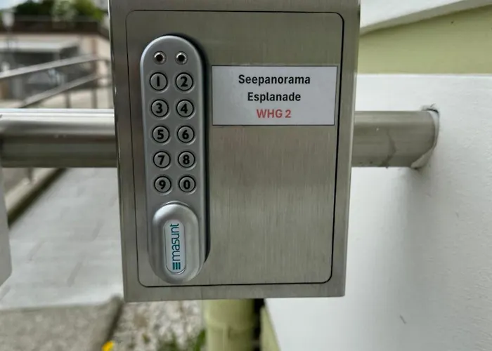 Seepanorama An Der Esplanade 2 *